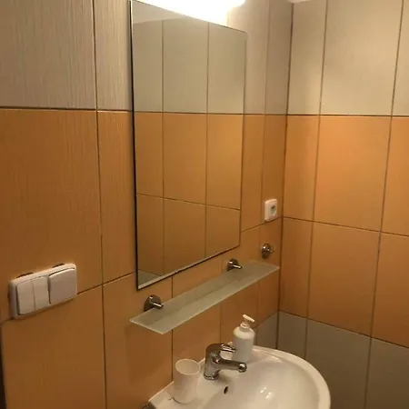 Adamcik 3*