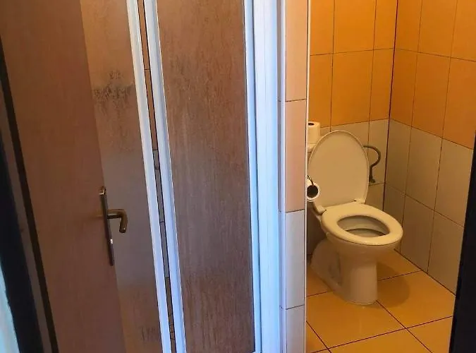 Konukevi Adamcik 3*